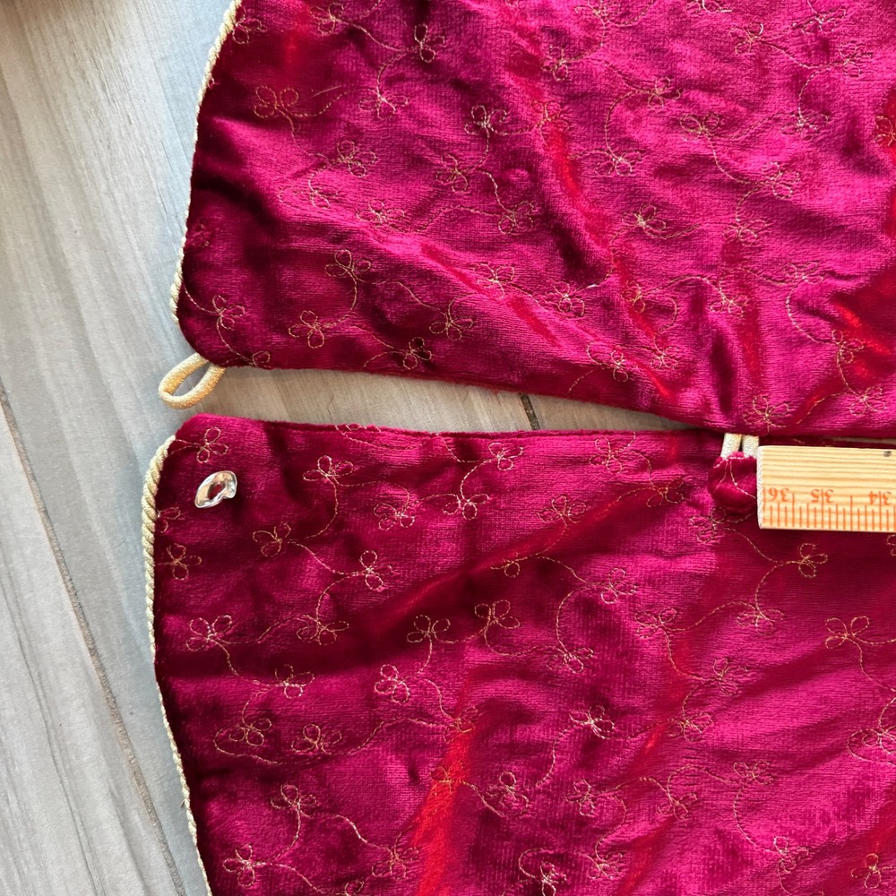 Christmas Tree Skirt Vintage 36in Red Velvet Gold Embroidered Floral - Picture 7 of 12